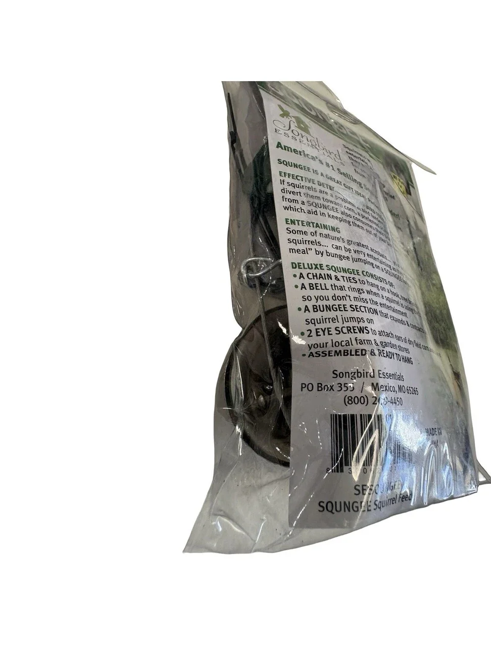 Songbird Essentials Deluxe Squngee Squirrel Feeder Bungee Jumper New in Package